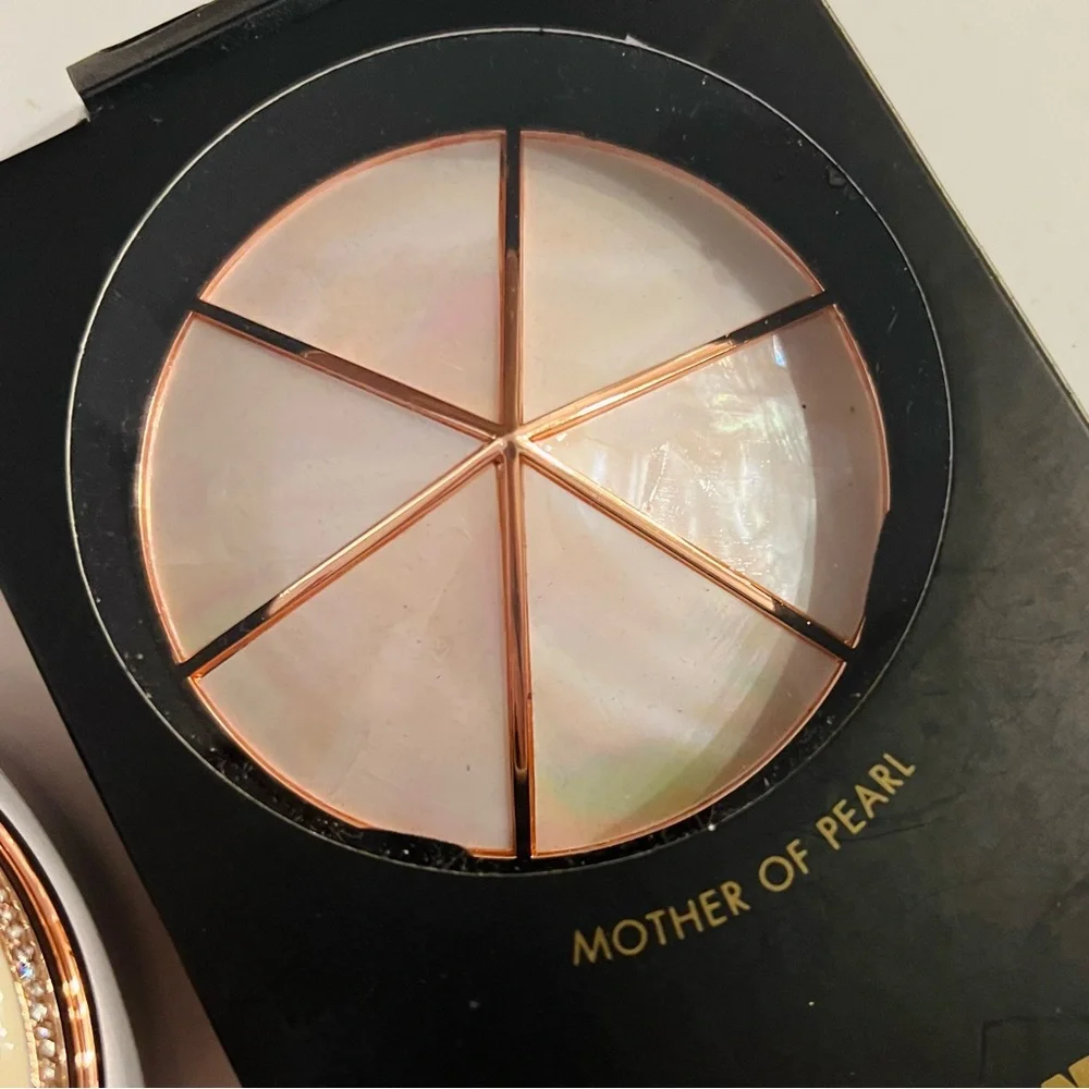 Frends Rose Gold Headphones with 3 Bonus Caps Sets - Picture 5 of 12